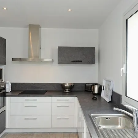 Leccia Vue Piscine Chauffee Bonifacio (Corsica)