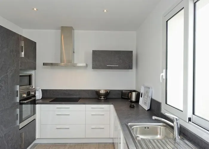 Leccia Vue Piscine Chauffée Bonifacio (Corsica)