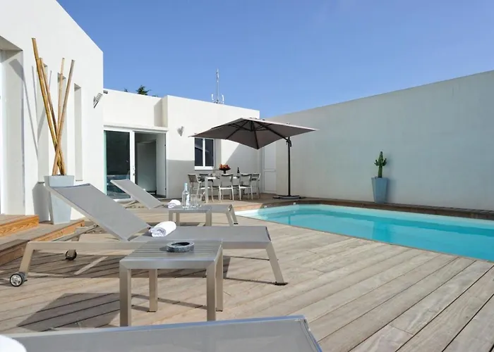 Leccia Vue Piscine Chauffee