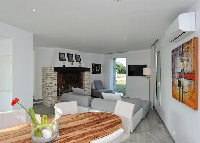 Leccia Vue Piscine Chauffee *