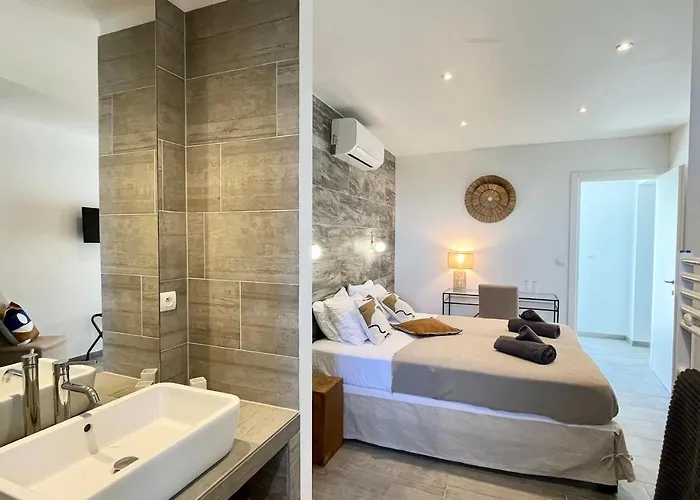 Leccia Vue Piscine Chauffee Villa Bonifacio (Corsica)